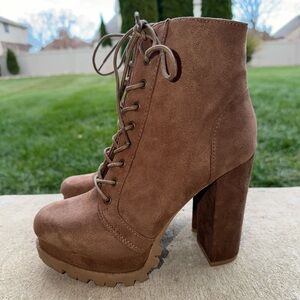 Wild Diva Tan Lace-Up Platform Boots